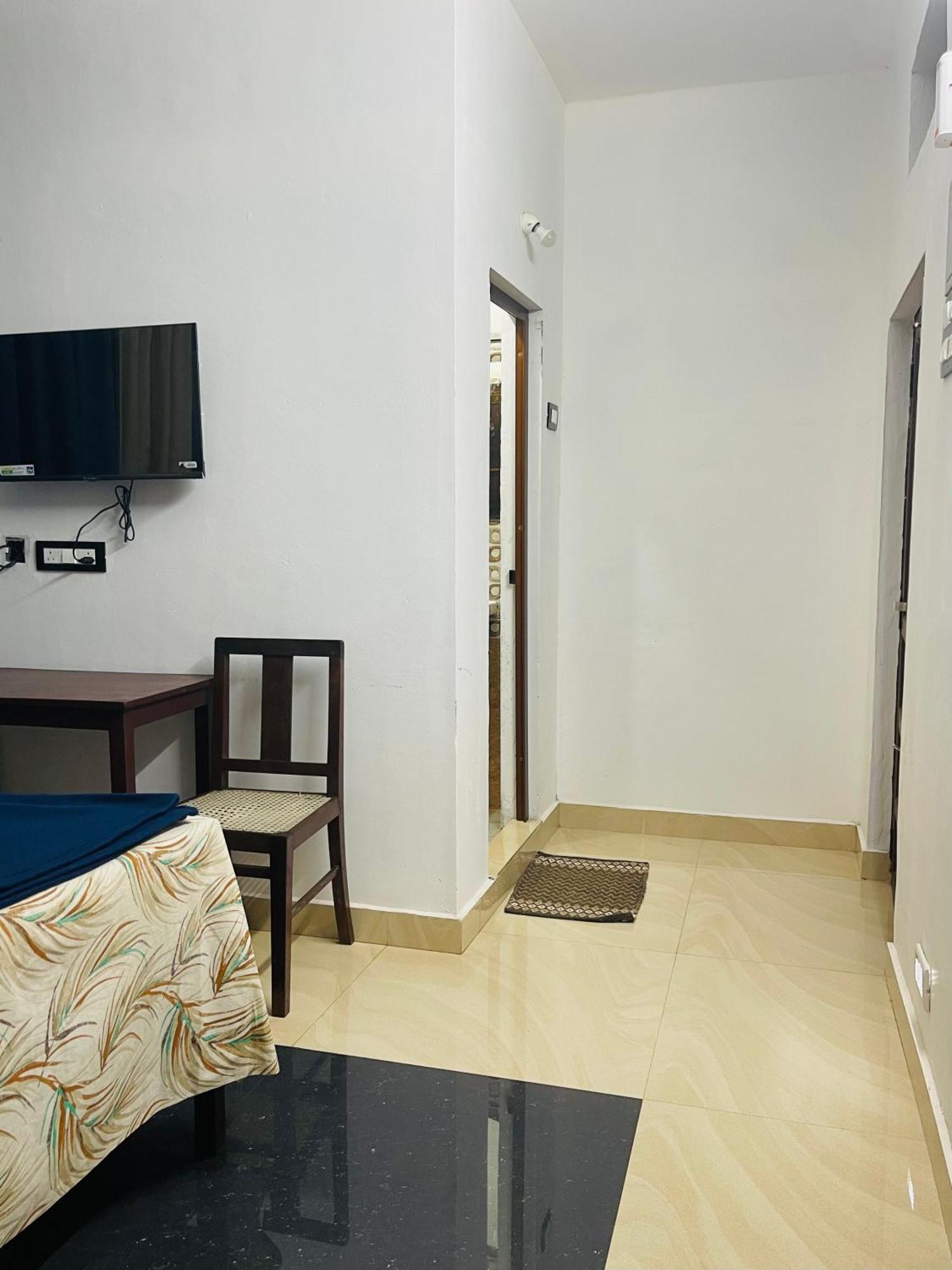 Puthookkadans Mareena Lodge Kottayam Exterior foto